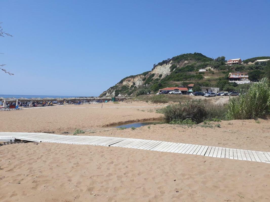 Villa Victoria Corfu Ágios Matthaíos Bagian luar foto