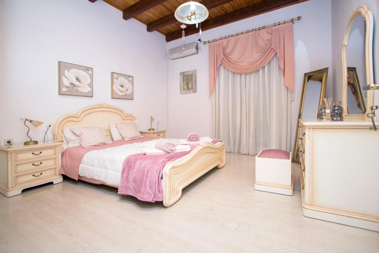 Villa Victoria Corfu Ágios Matthaíos Bagian luar foto