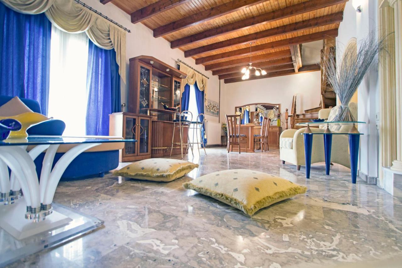 Villa Victoria Corfu Ágios Matthaíos Bagian luar foto